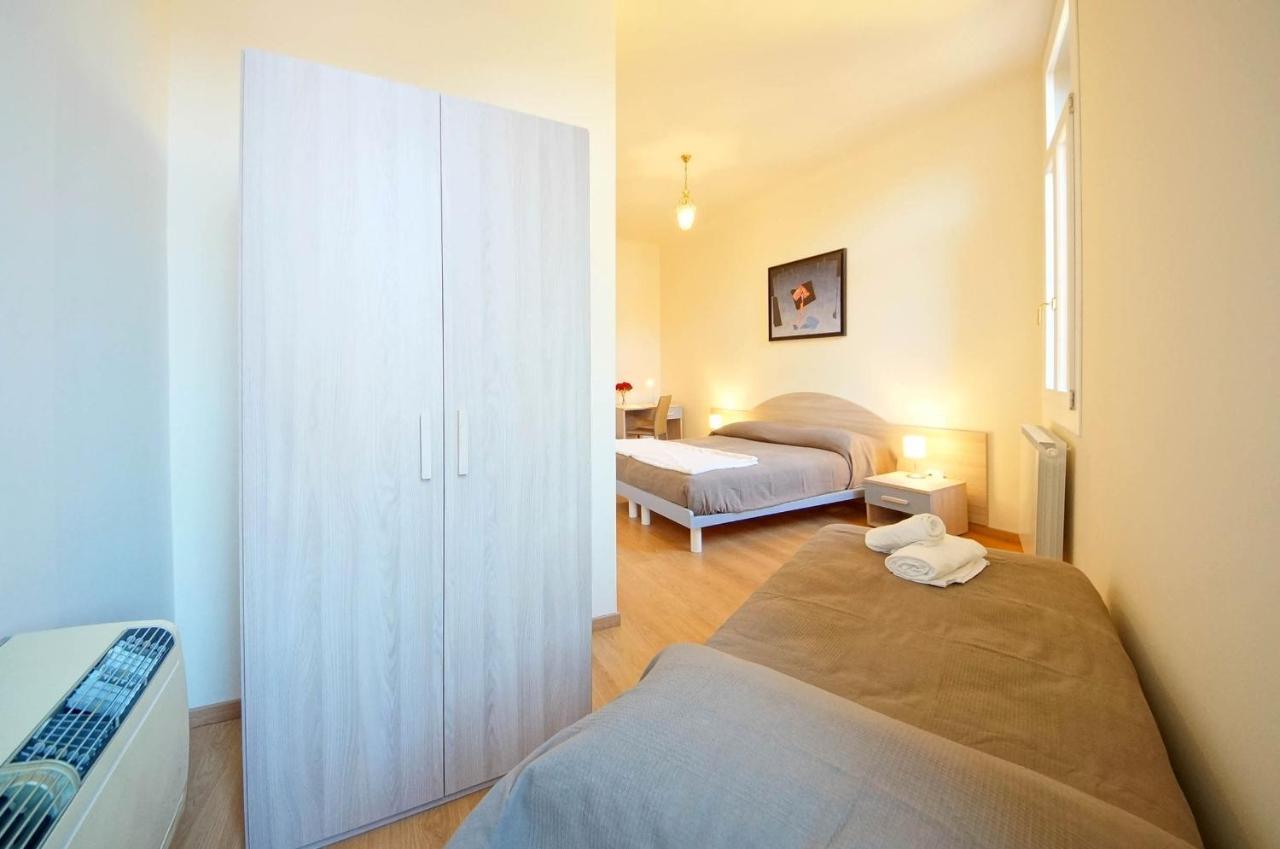 Ca' Circus 4 Rooms Wi-Fi Fibre Velence Kültér fotó